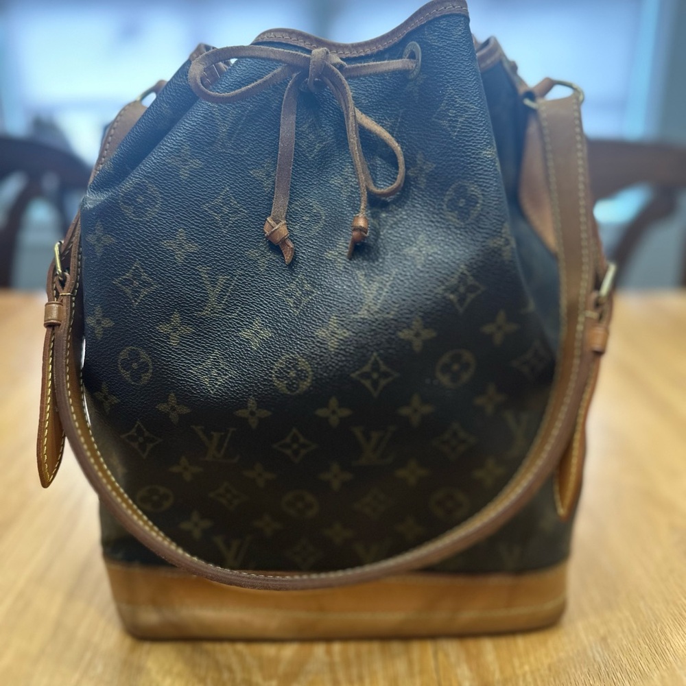 Louis Vuitton Monogram Noe Bucket Bag